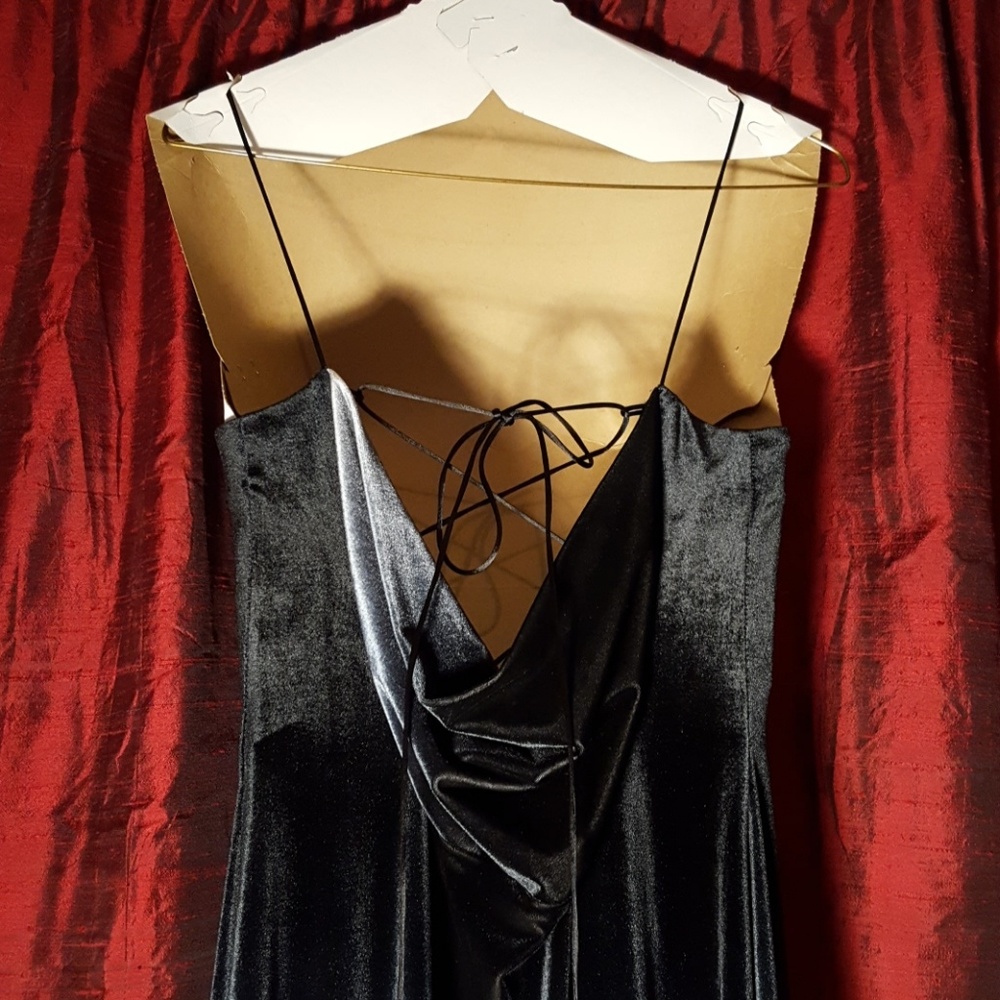Formal Dress - Picture 5 of 5
